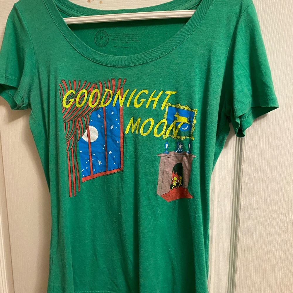 "Goodnight Moon" t-shirt - Supersoft Cotton - Size M